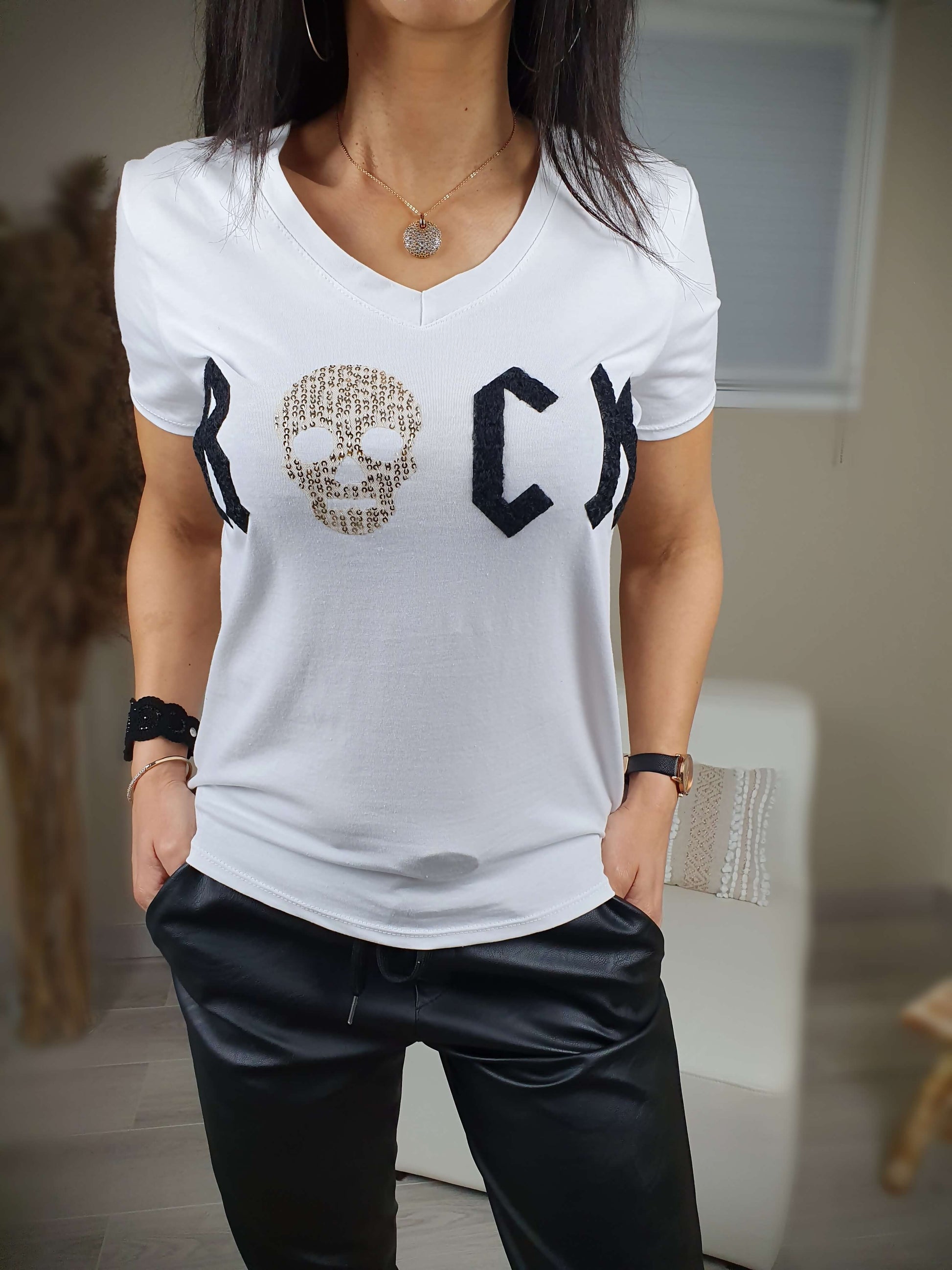 T-shirt blanc manches courtes, coupe droit avec imprimé Rock à découvrir www.gayano.fr
